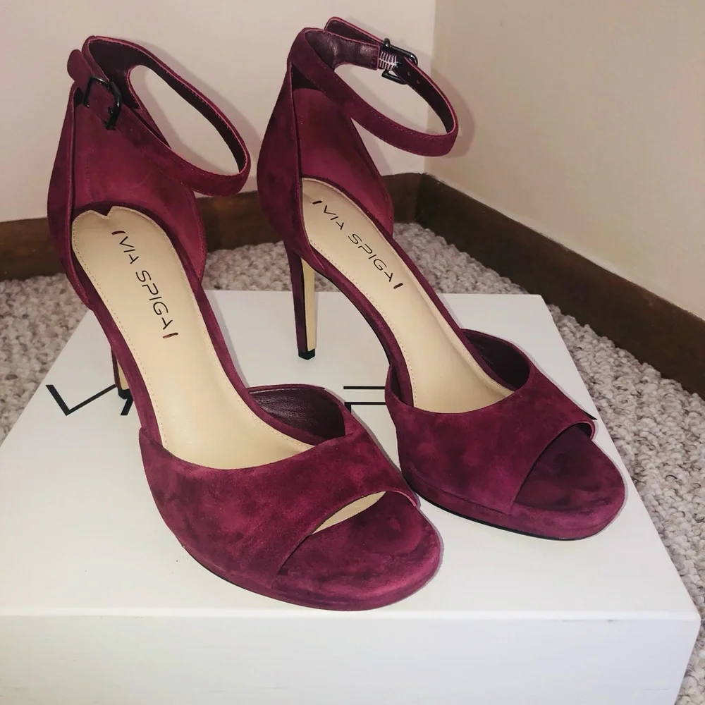 Via Spiga Burgundy, 4 inch ankle strap heels. - Picture 2 of 5